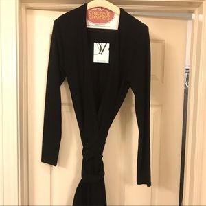 Diane Von Furstenberg Wrap black  dress size M